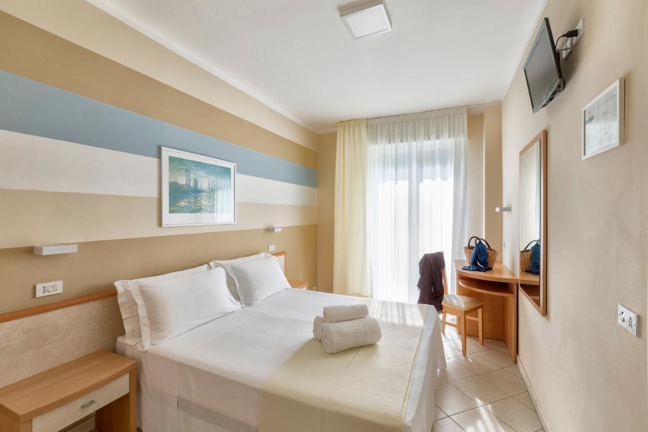 Hotel La Residenza リッチョーネ エクステリア 写真