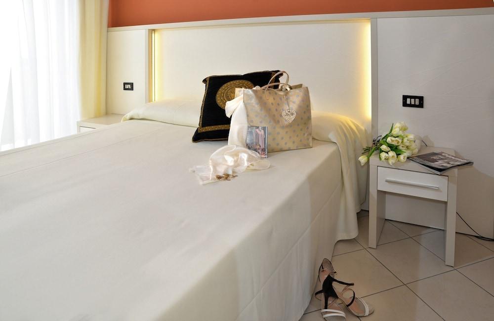 Hotel La Residenza リッチョーネ エクステリア 写真