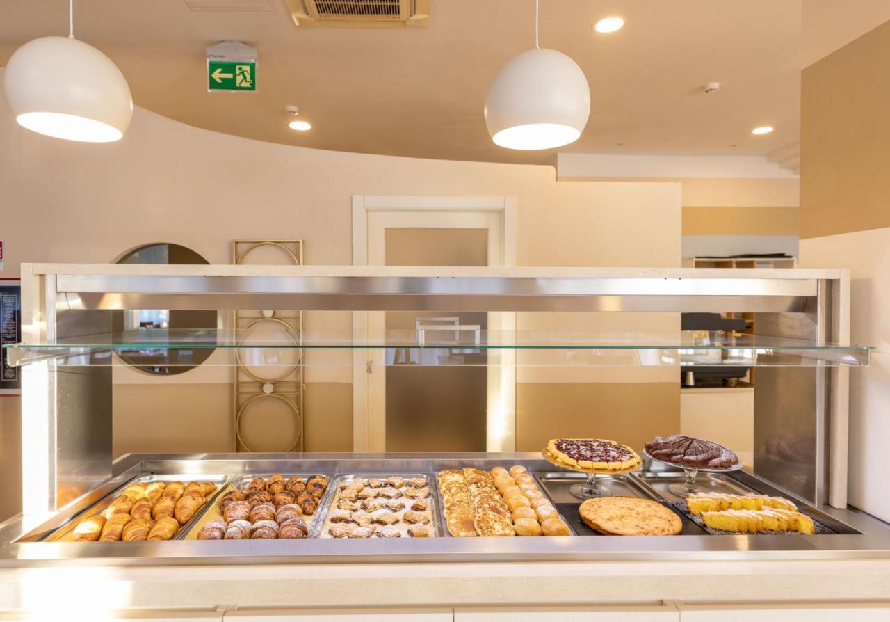 Hotel La Residenza リッチョーネ エクステリア 写真
